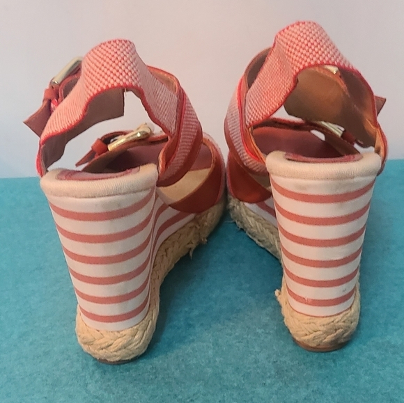 5/48 "Cathy" Open Toe Wedges - Picture 7 of 13